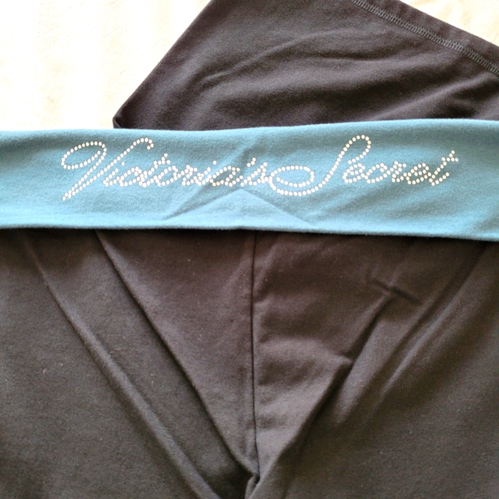 3 PAIR FOR $15 VICTORIA SECRET YOGA PANTS!!!